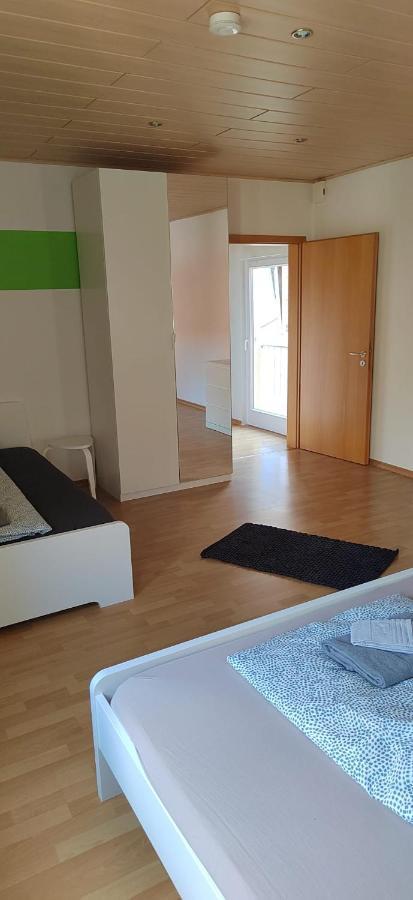 Privatzimmer Im Herzen Von Iphofen Exterior photo